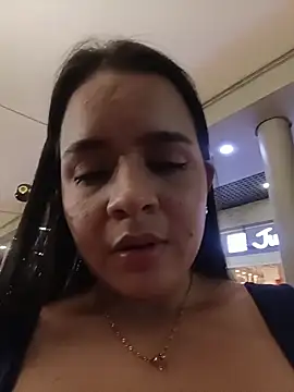 Julieth_hot-69's cam snapshot