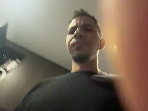 Im_steven's cam snapshot