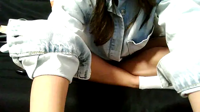 petite-Alondra's cam snapshot