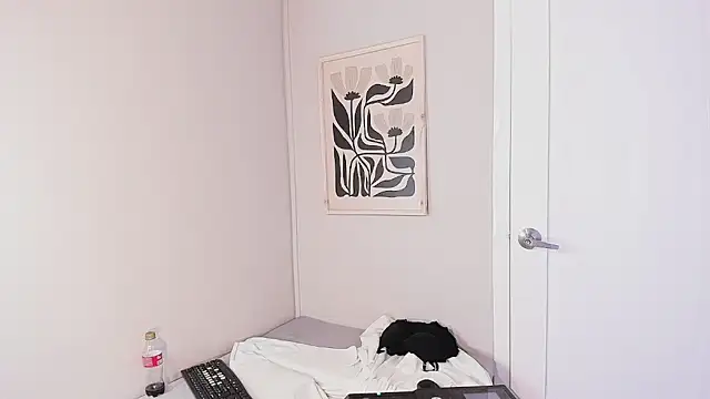 KassMonroe live sex cam