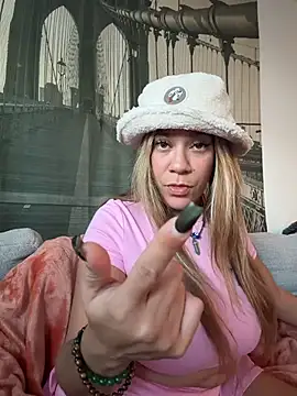 Bigbuttbrooklynn live sex cam