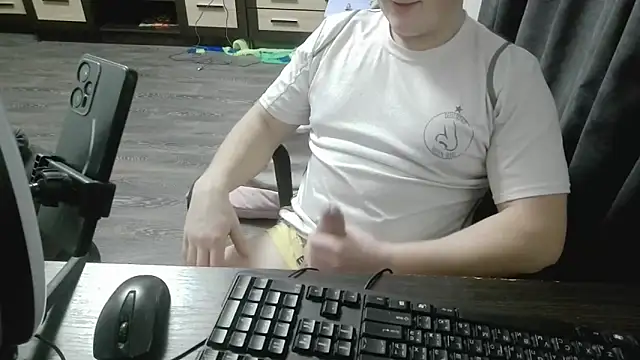 gamblingbum's cam snapshot