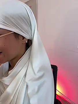 naishaa_'s cam snapshot