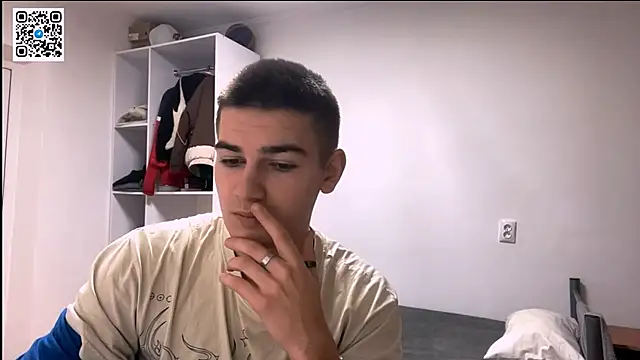 _BarePulse's cam snapshot