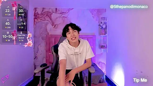 SthepanodiMonaco's cam snapshot