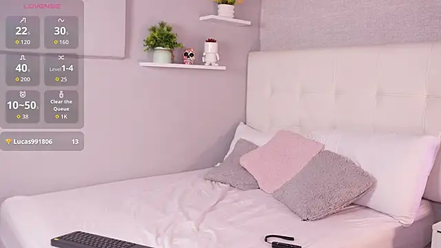 lunabronze's cam snapshot