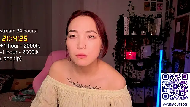 OdetteBiddy's cam snapshot