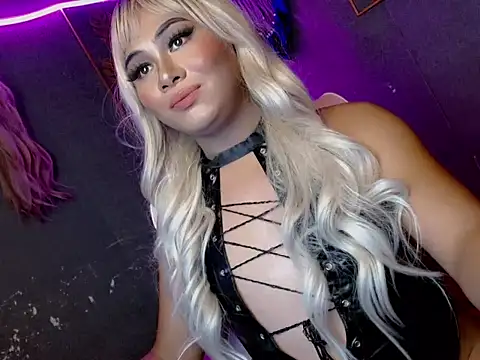Serenity_Mooree live sex cam