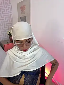 naishaa_'s cam snapshot