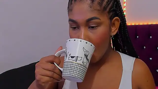 AlisonJaimes's cam snapshot