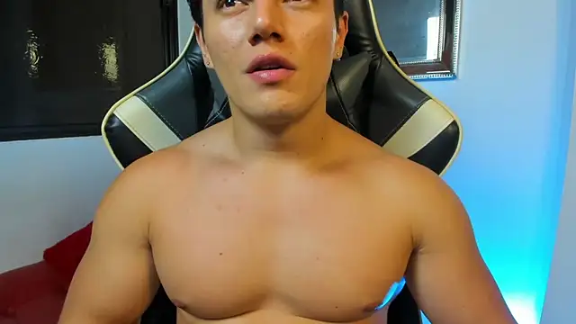 julian_wallace's cam snapshot