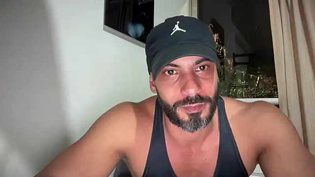 romeolovedark's cam snapshot