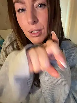 ChristinaSiemone's cam snapshot