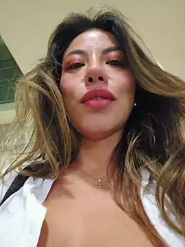 Karen_San_Miguel's cam snapshot