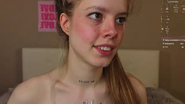 TiffinyMergist's cam snapshot