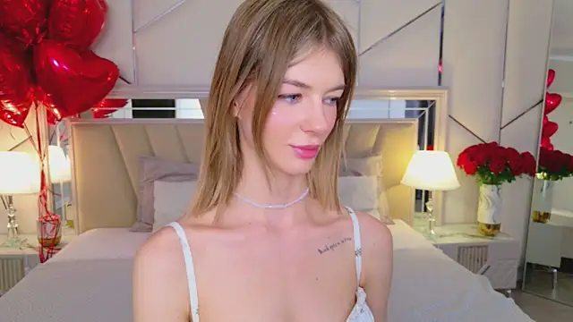 MeganMour's cam snapshot