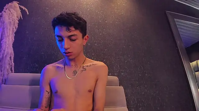 NickandAbby_'s cam snapshot