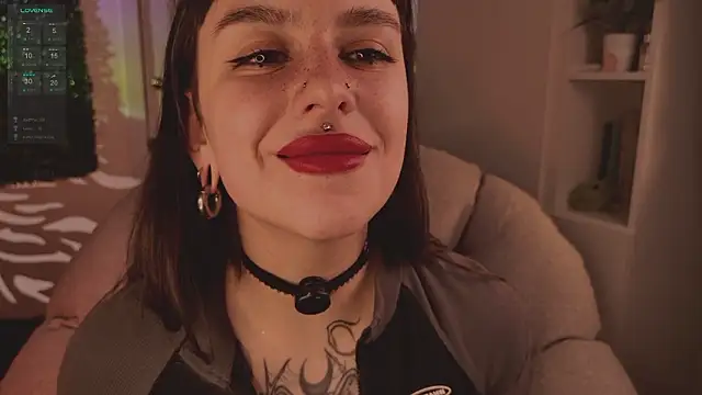 MichaellaMoon's cam snapshot