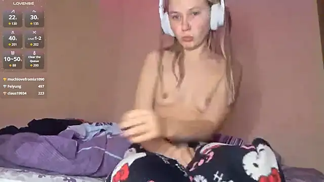 KarinRobertson live sex cam