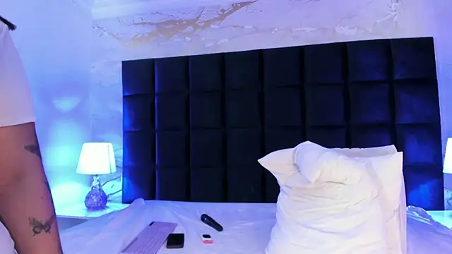 sabrinamilani live sex cam