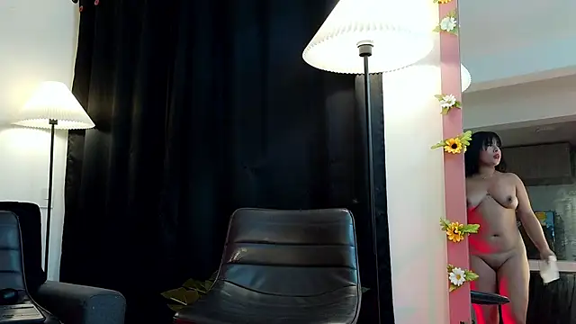 mia_roux1's cam snapshot