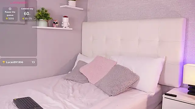 lunabronze's cam snapshot