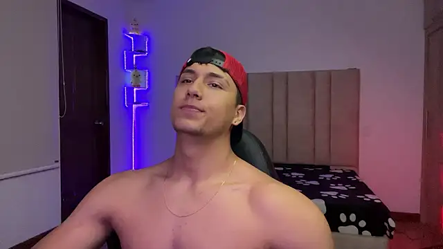 CHRIS_MORGAN1's cam snapshot