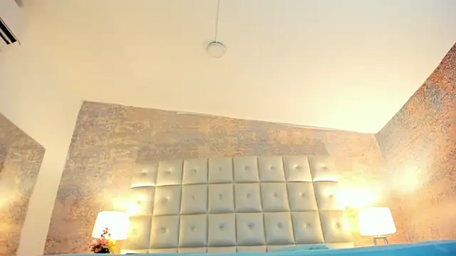 Lezy_'s cam snapshot