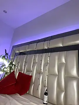 _ISABELLA_HOT_ live sex cam