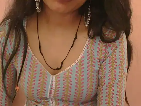 Cute_Pihu01's cam snapshot