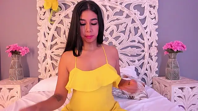 AnaGonzalez_'s cam snapshot