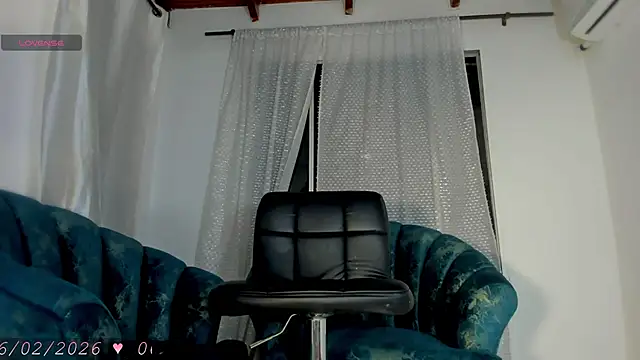 dulce_y_Jhoselin's cam snapshot