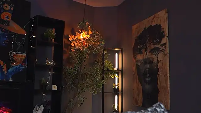 Evelyn_Evyyy live sex cam