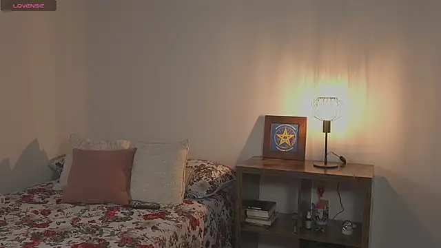 Estefania_Velez's cam snapshot