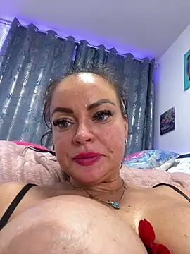 HotLivv69's cam snapshot