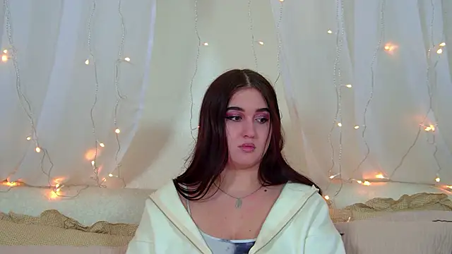 ChristinaMilton live sex cam