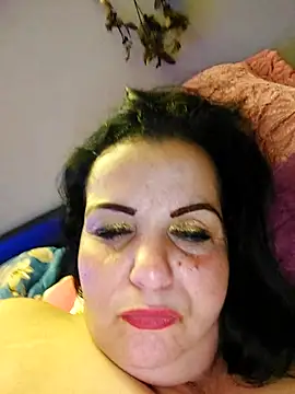 IvettkeXXX's cam snapshot