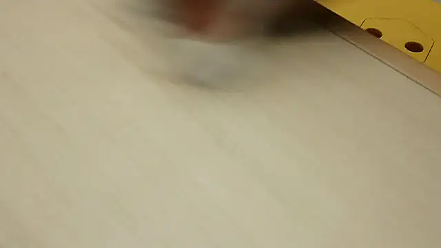 XiaoGuoGuo284512 live sex cam