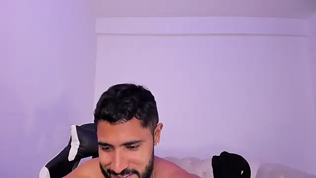 Santiago_huntt live sex cam