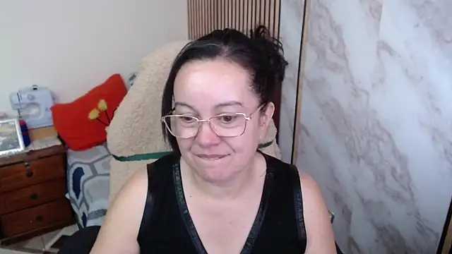 Sonialorens_'s cam snapshot