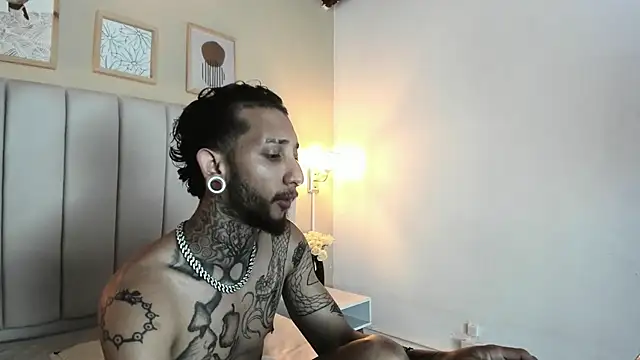 axel_valtier live sex cam