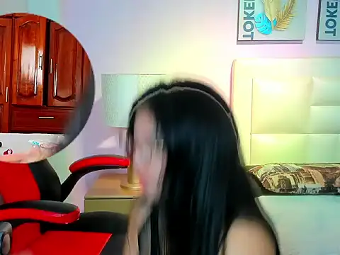 AmyTorres_'s cam snapshot