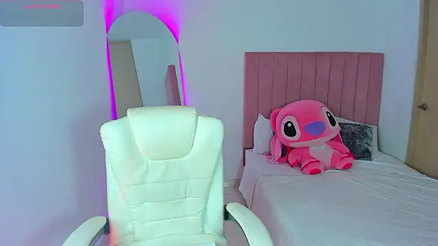 Janettcruz's cam snapshot