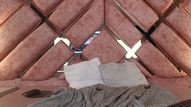 GISELLE_HOTLOVE's cam snapshot