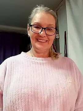 irinamaux live sex cam