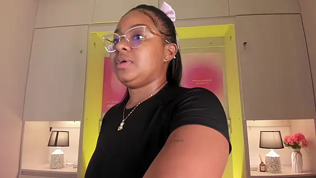 tamaraa_smiith live sex cam