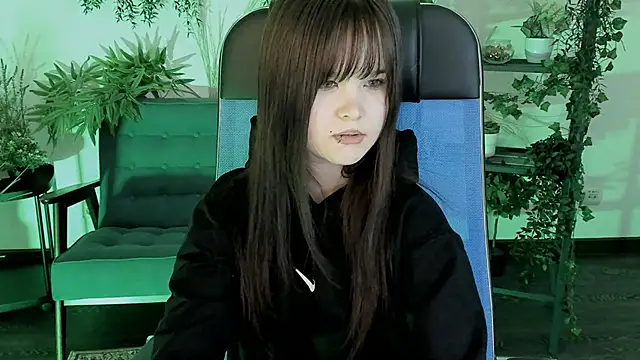 Elainebeness's cam snapshot