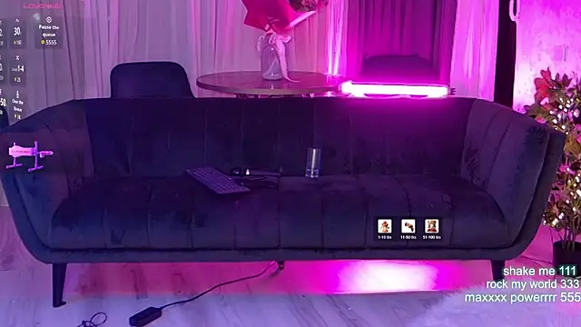 CutiePie69__ live sex cam