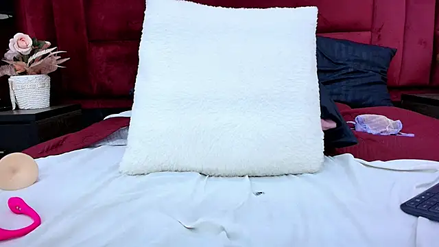 kate_morgann's cam snapshot