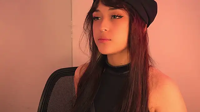 Gloomydoll's cam snapshot